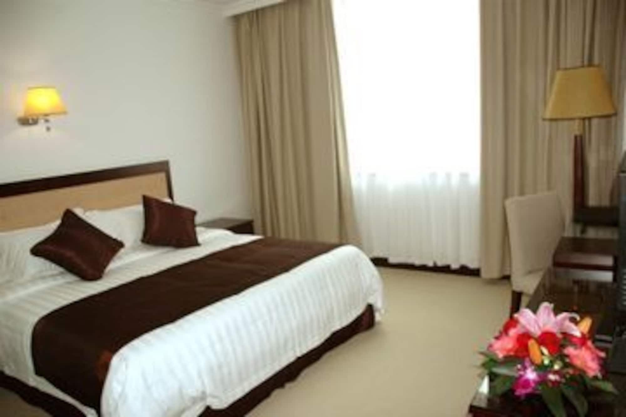 Golden Phoenix Hotel Shunyi Ngoại thất bức ảnh